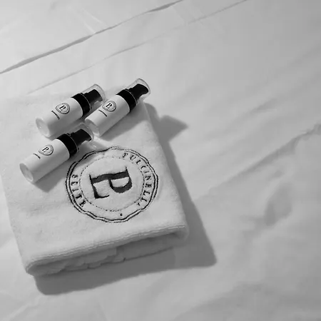 Pulcinella * Neapol